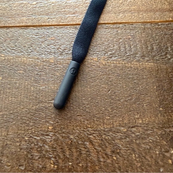 Lululemon Athletica Men's Navy Hoodie XL - Picture 4 of 7